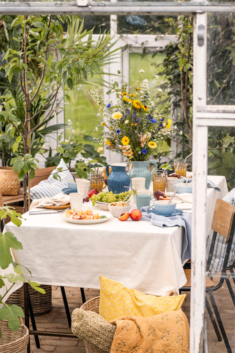 Tischdecke beige 150x250 cm