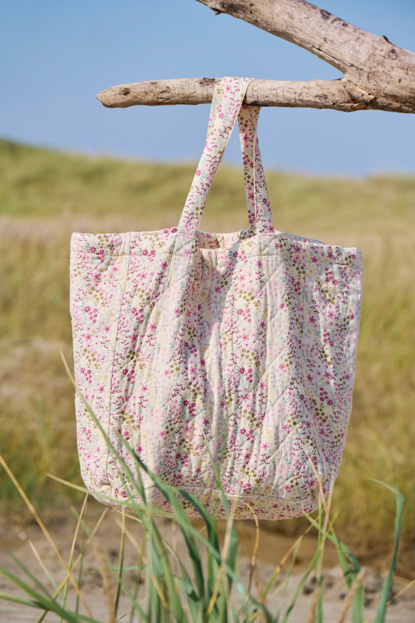 Tasche wattiert mit farbigen Blumen