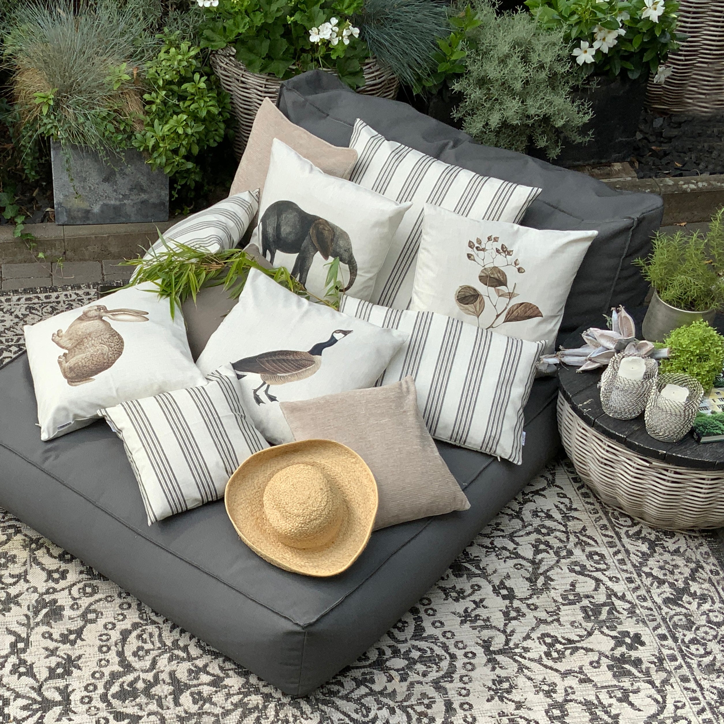 Kissenhuelle Celeste 50x50