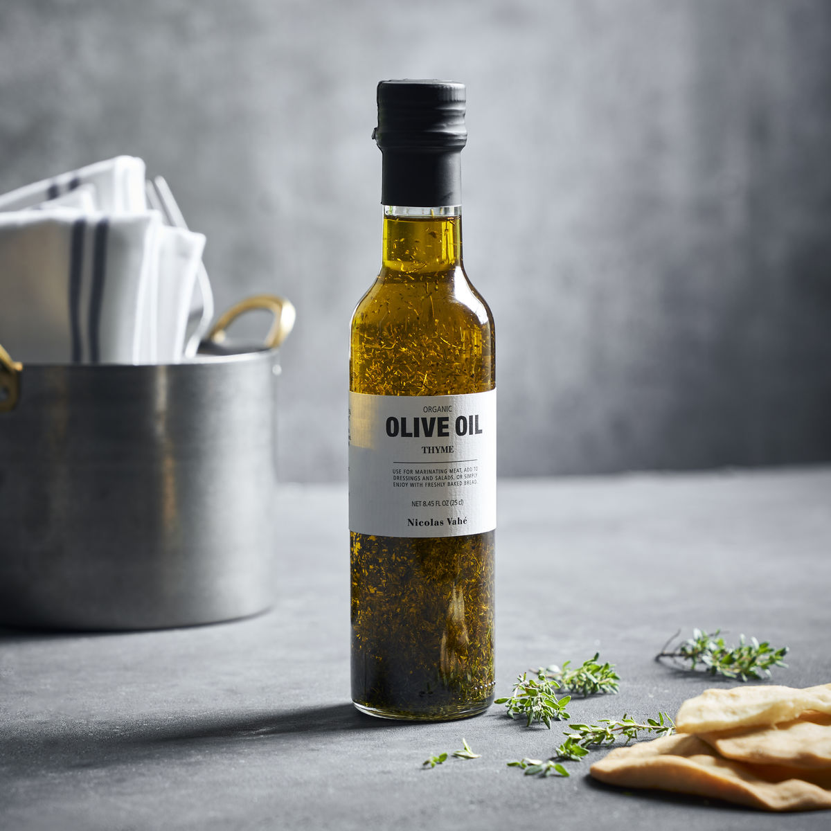Olivenöl mit Thymian