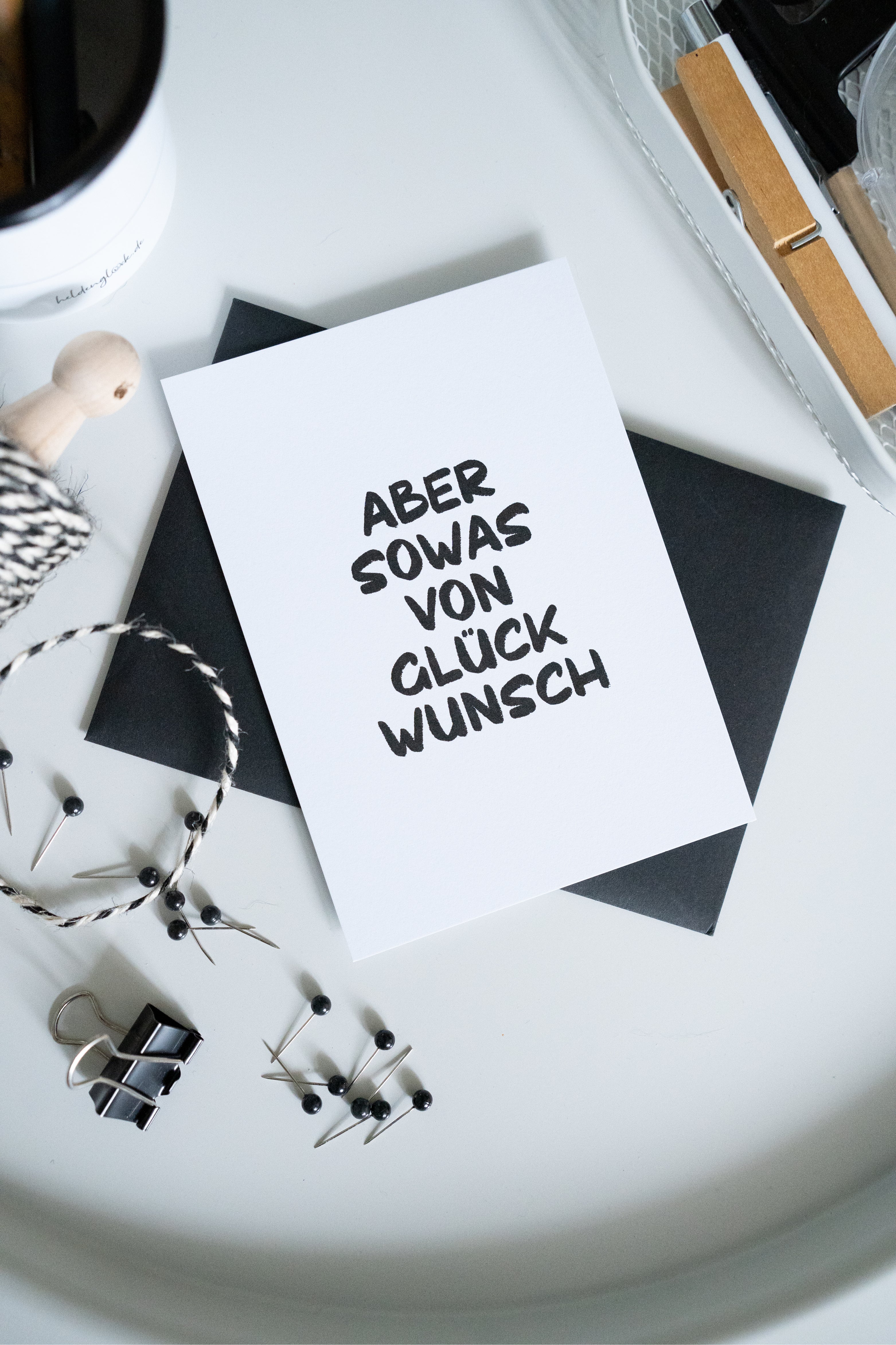 Postkarte "Aber sowas von Glückwunsch"